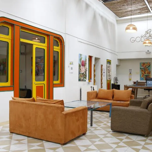 Golden Frog Manizales, hotel v destinaci Manizales