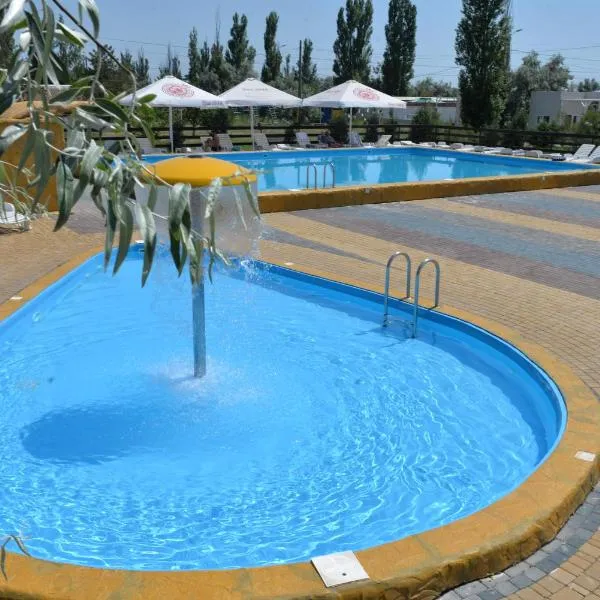 Надежда, hotel v destinaci Kobleve