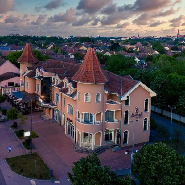 Garni Hotel Royal Crown, hotel Szabadkán