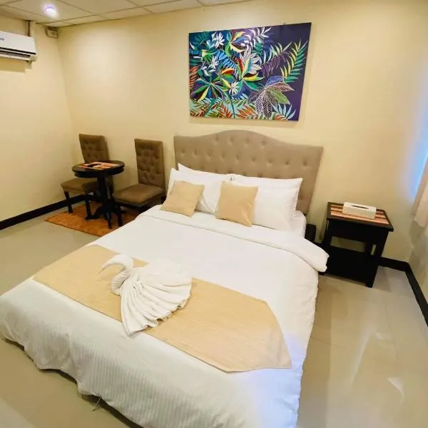 Amax Inn Makati, Hotel in Manila