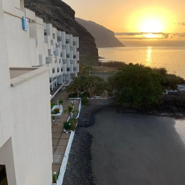 PLAYA CHICA BEACH 1, hotel in Casas de Abajo