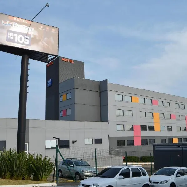 Partner Caxias do Sul, hotel v destinaci Caxias do Sul