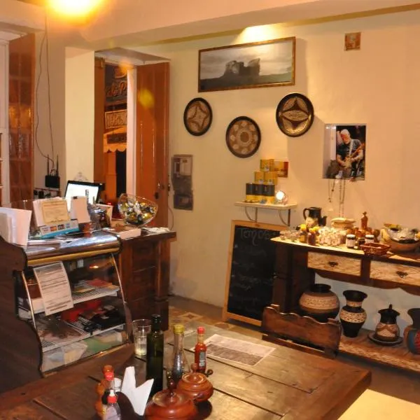 Cafe Preto Pousada e Bistrô, hotel v destinaci Mucugê