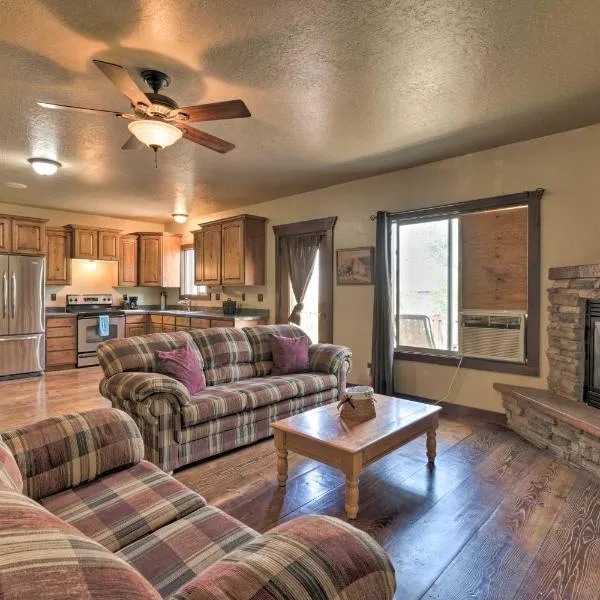 Well-Appointed Sterling Casita with Full Kitchen!, hotel in Gunnison