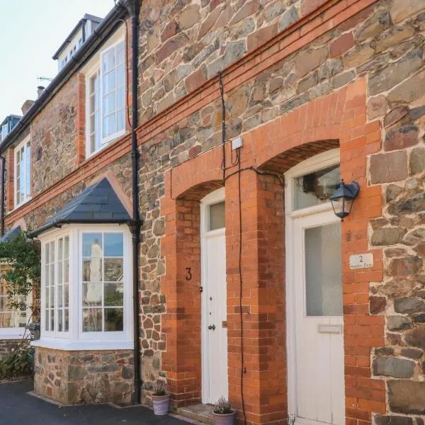 3 Lowerbourne Terrace, hotel a Minehead