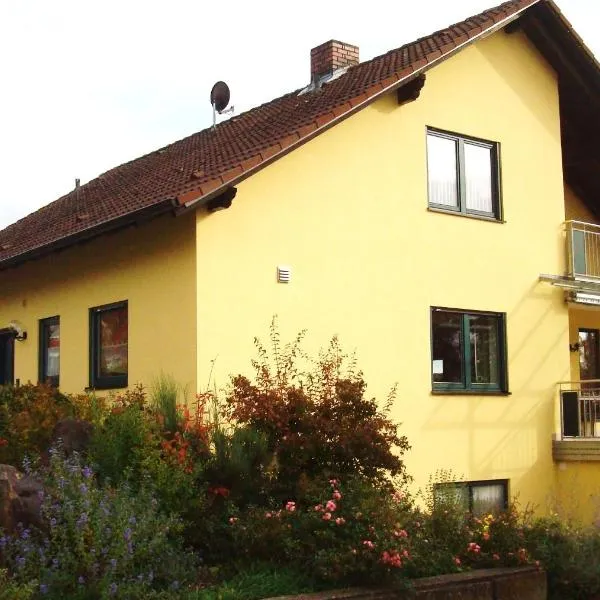 Ferienwohnung Glückstein, hotel di Großeibstadt