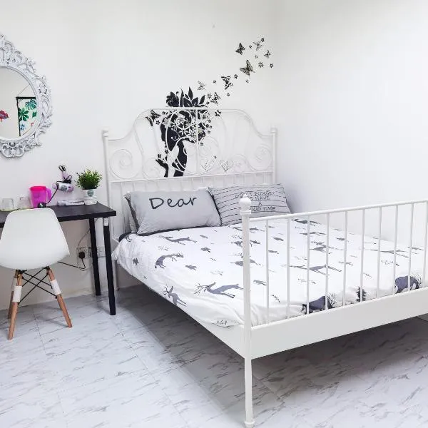 G Traveler Accommodation Homes 居旅舍, hotel v destinaci Kota Damansara