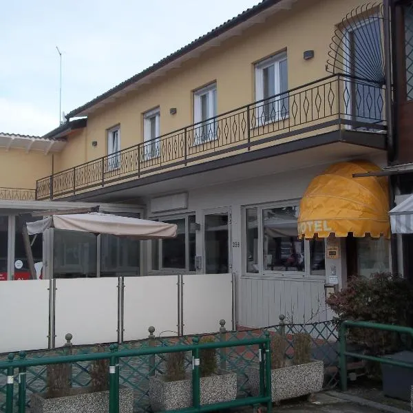 Hotel Gronda Lagunare, viešbutis mieste Tesera