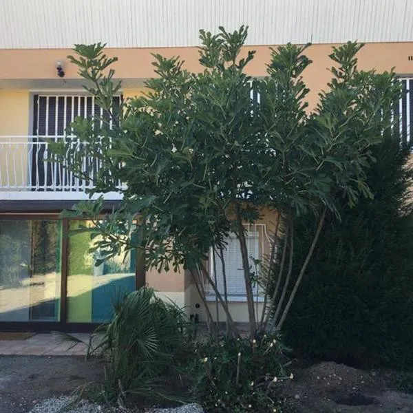 Irigny: Maison calme à 10 minutes de Lyon, hotel v destinaci Irigny