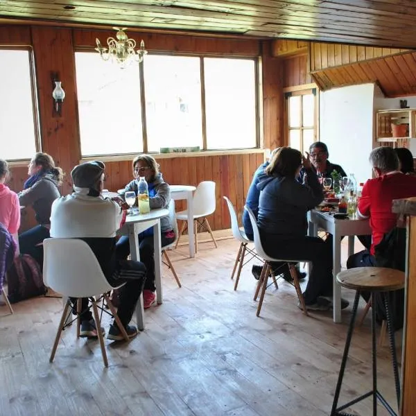 Copahue Hotel, hotel en Copahue