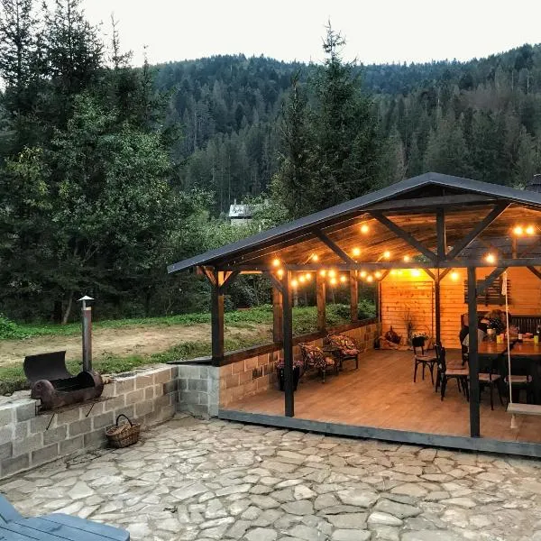 SoloMia, hotel v destinaci Mykulyčyn