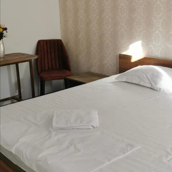 HABIBI, hotel v destinaci Paşcani