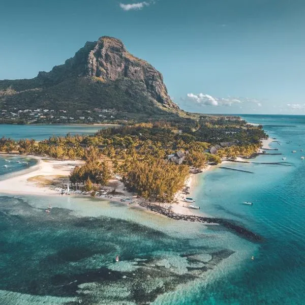 Paradis Beachcomber Golf Resort & Spa、ル・モーンのホテル