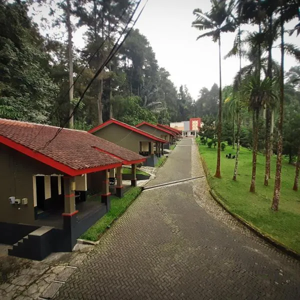 Surya Hotel & Resort, khách sạn ở Baturaden