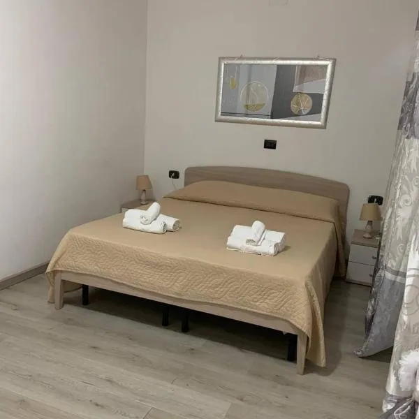 Raxul Room، فندق في Sestu
