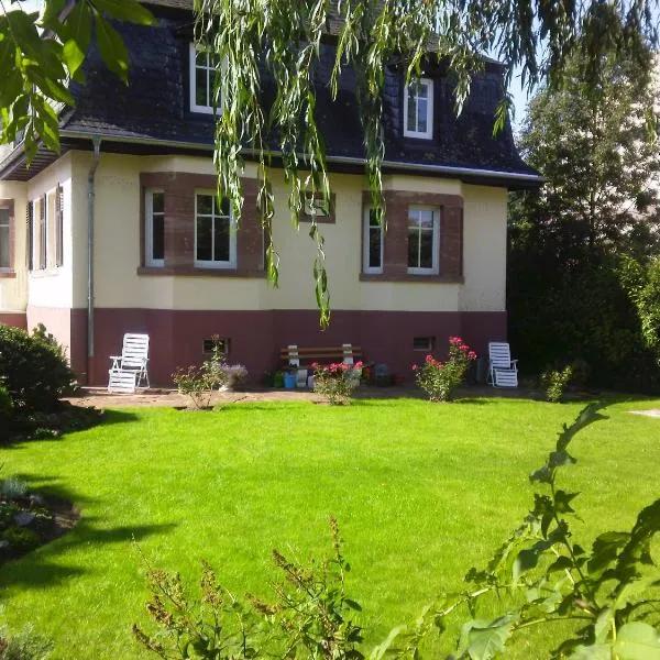 Villa Mondial, hotel v destinaci Wadern