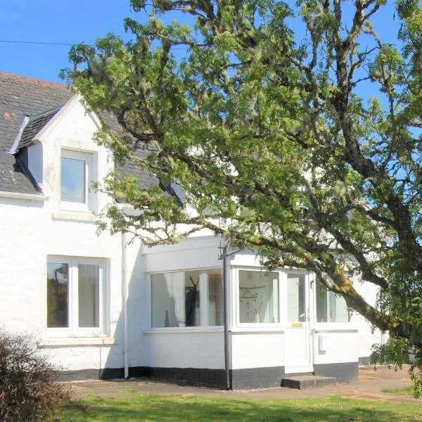 Donmar Cottage, hotel v destinaci Skeabost