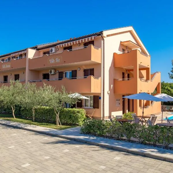 Villa Romana and Tea, hotelli kohteessa Šilo