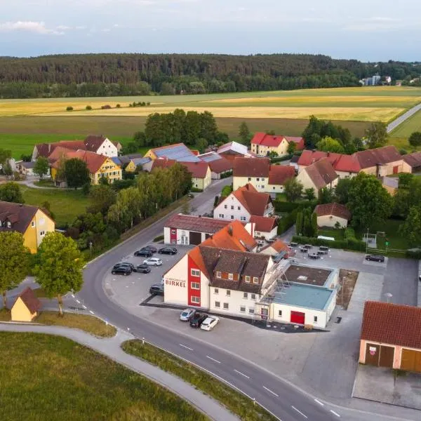 Landgasthof Birkel, hotel v destinaci Herrieden