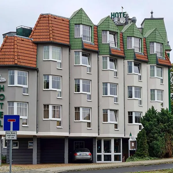 Zum Grünen Turm, hotel v destinaci Hohen Neuendorf