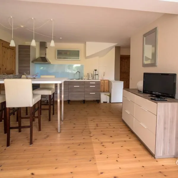 Ferienwohnung Zimmert, hotel v destinaci Zimmert