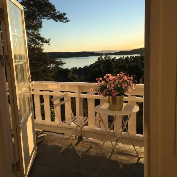 Leilighet i Sørlandshus i Son - Sjøutsikt - Nær Son Spa, hotel v destinaci Son