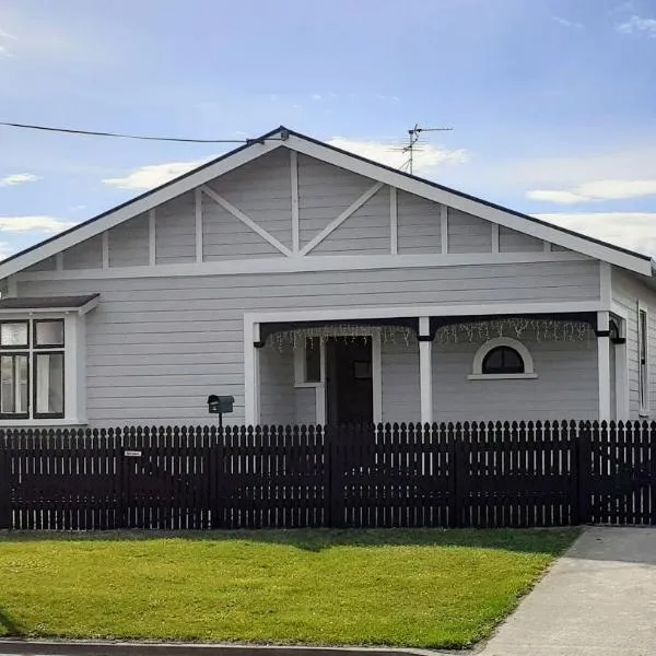 Te Waiharakeke Holiday Home, hotel v destinaci Blenheim