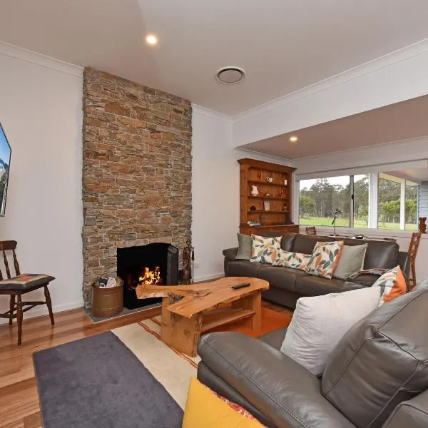 Kinloch Cottage Stunning Stay on Daisy Hill Vineyard, hotel en Pokolbin