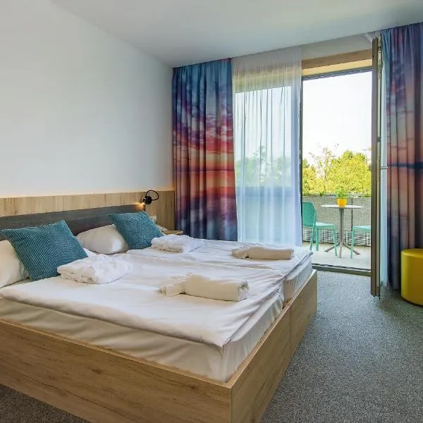 Akadémia Hotel, hotel v Balatonfürede