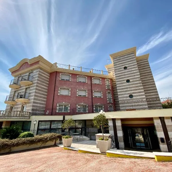 San Giovanni Rotondo Palace - Alihotels, hotel in Cagnano Varano