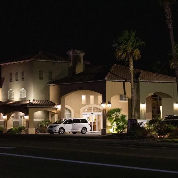 Best Western Plus A Wayfarer's Inn & Suites, hotel in Golden Valley, AZ