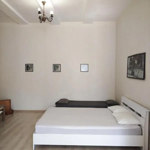 Апартаменты на Героев-Чернобыльцев 27, ξενοδοχείο σε Poltava