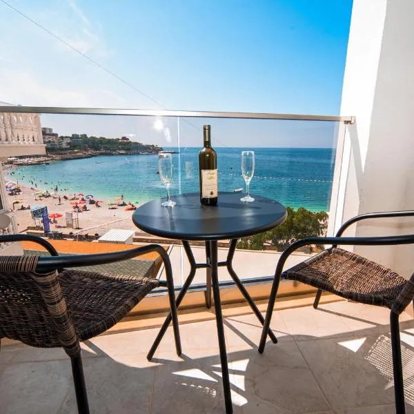 David Lux beach rooms, hotel di Dobra Voda