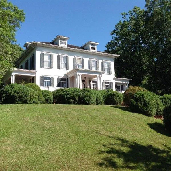 Springwood Inn, hotel en Anniston