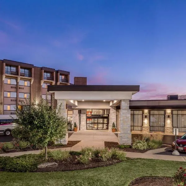 Crowne Plaza Milwaukee Airport by IHG, hotel in Milwaukee