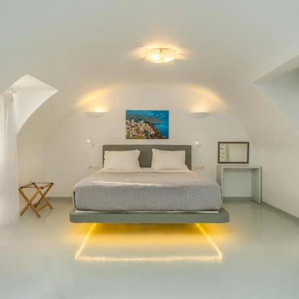 Central Fira Suites, hotel in Fira