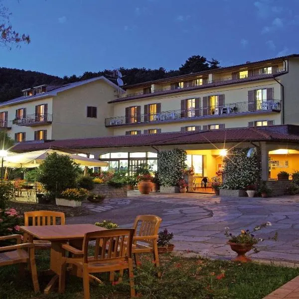 Albergo Ristorante Belvedere, hotel Minuccianóban