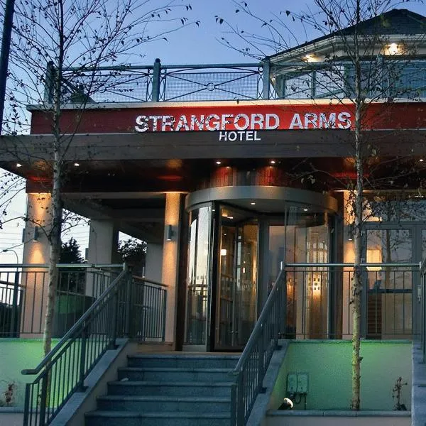 Strangford Arms Hotel, hotel di Crawfordsburn