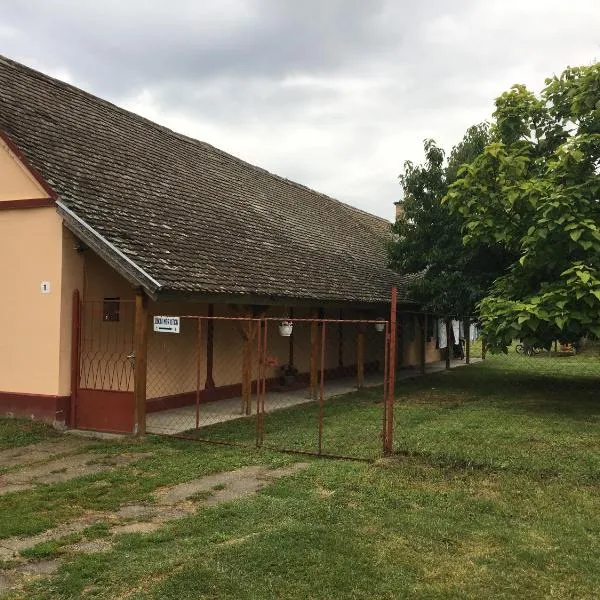 Elsa‘s Angelparadies, hotel in Dunaszekcső