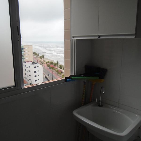 Apartamento em Mongaguá, Frente ao Mar - Foto 3