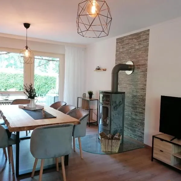Ferienhaus Fasanennest, hotel v destinaci Uelsen