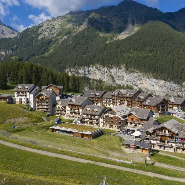 Les Terrasses du Soleil d'Or By Infini Mountain, hôtel aux Orres
