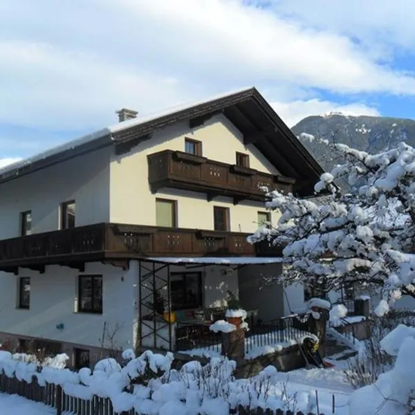 Haus Sabine Braunegger, hotell sihtkohas Kaltenbach