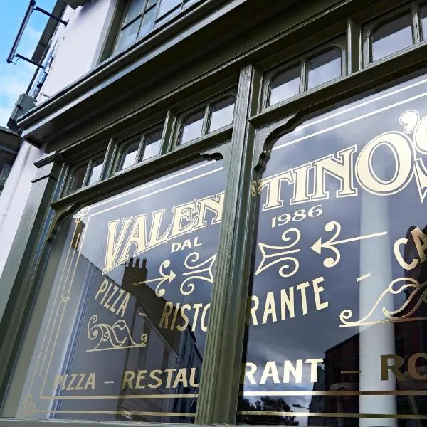 Valentino s Restaurant with Rooms, hótel í Ripon