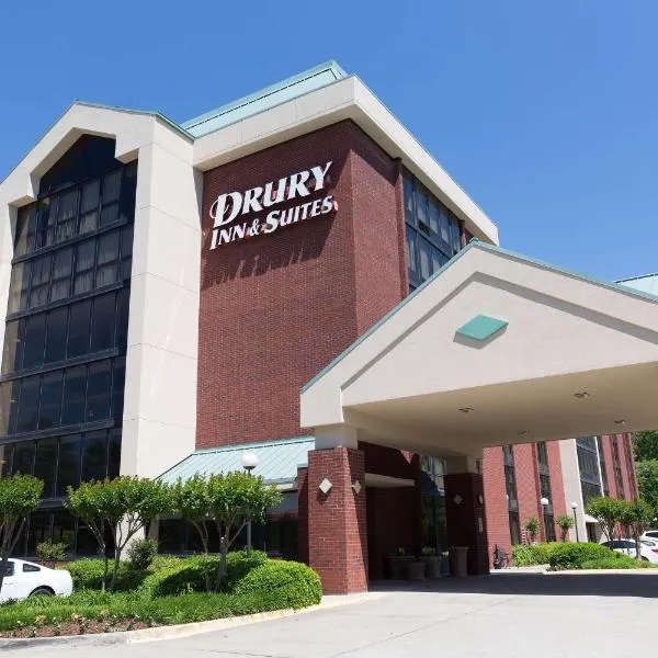 Drury Inn & Suites Birmingham Grandview, hotel em Lake Purdy