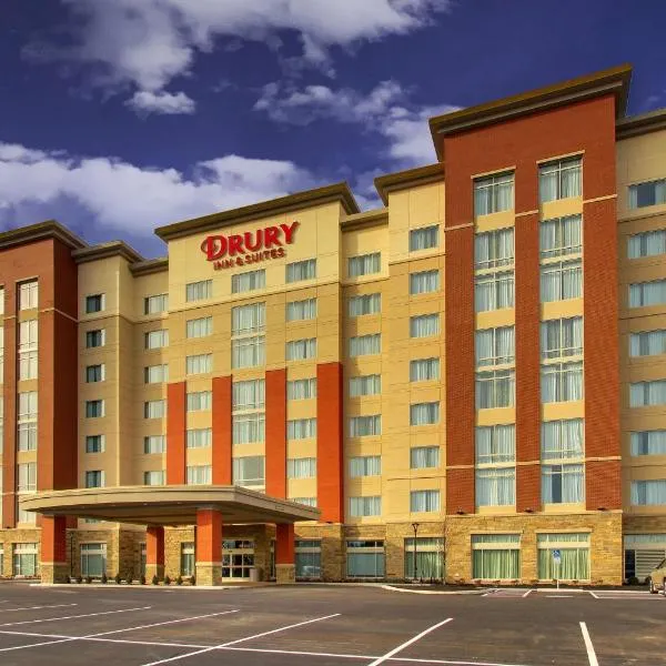 Drury Inn & Suites Columbus Polaris، فندق في كولومبوس