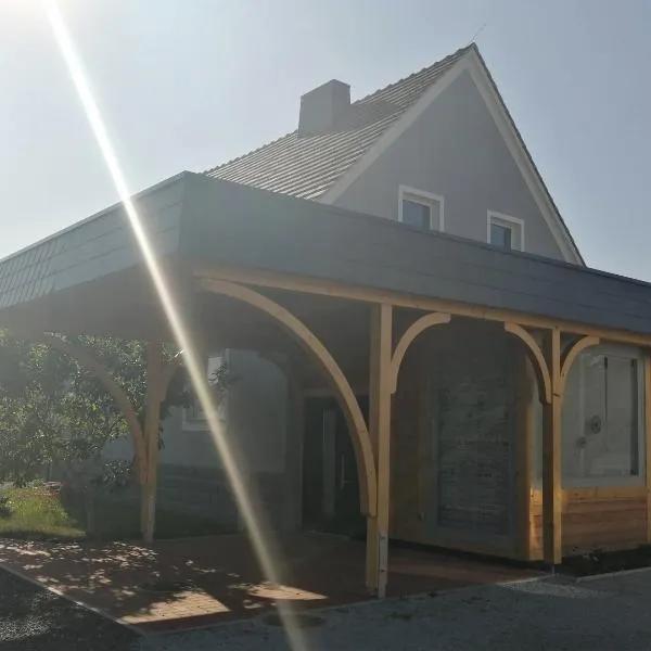 Ferienhaus Niesky, hotel v destinaci Niesky