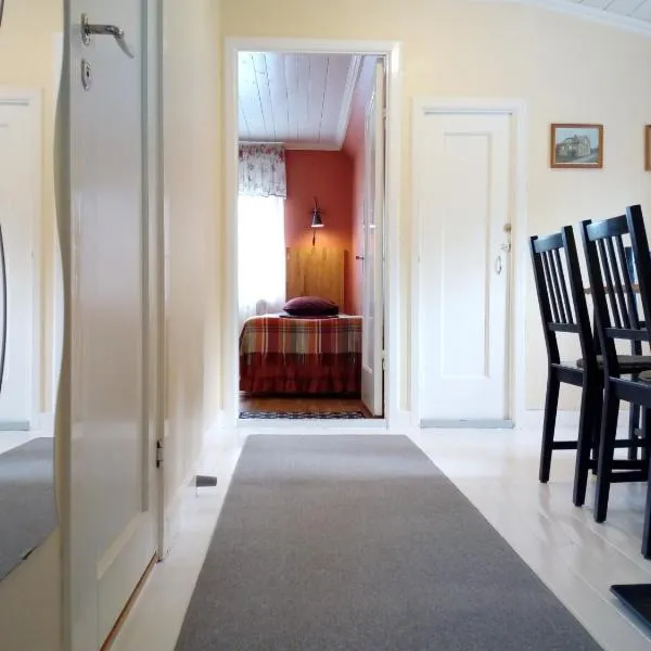 Ullaredsgården B&B Express, hotel v destinaci Ullared