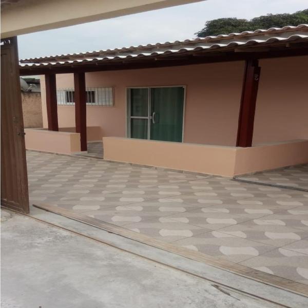 Imperdível ! Achei casa temporada Cabo Frio c piscina próximo Praia do Forte, faça seu orçamento para 6 a 10 Pessoas