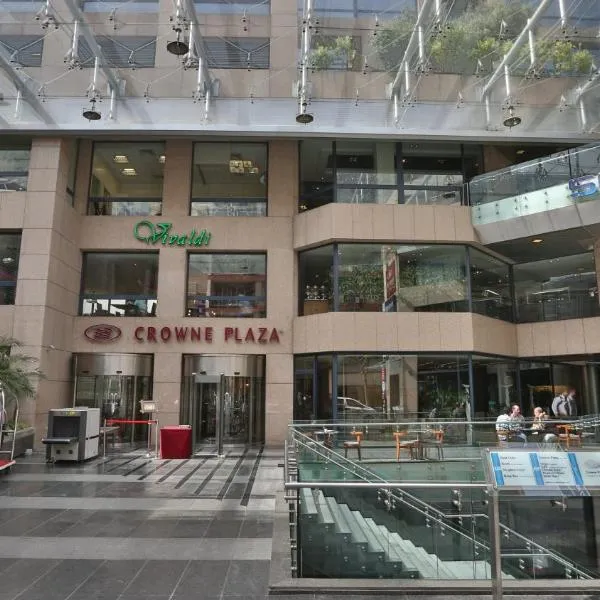 Crowne Plaza Hamra Beirut by IHG, hotelli kohteessa Beirut